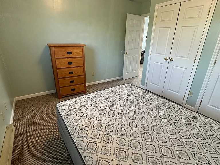 888 Wayne Ave #10 — Photo 6