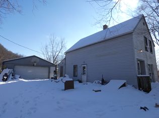 119 Columbia St, De Soto, WI 54624