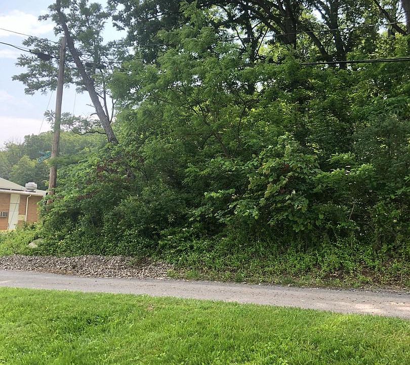 1st image of McKenzie Rd