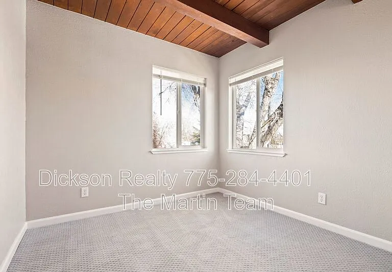 695 Denslowe Dr #B — Photo 13