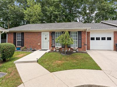 1600 N Washington St APT 17, Tullahoma, TN, 37388