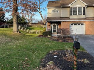 35 Ruth Ave, Wernersville, PA 19565