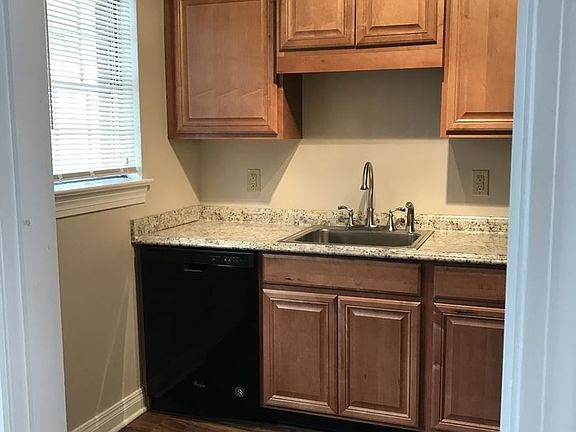 5th image of 2079 Douglass Blvd APT 3