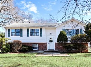 1400 Rr 208, Hawthorne, NJ 07506