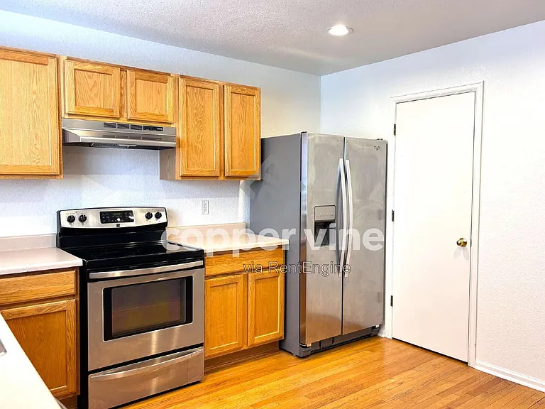 10700 Kimblewyck Cir #145 — Photo 7