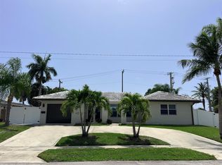 898 SW 12th Ter, Boca Raton, FL 33486