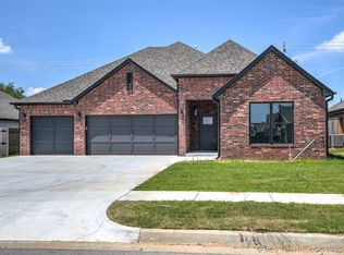 10902 274th Ave, Coweta, OK 74429