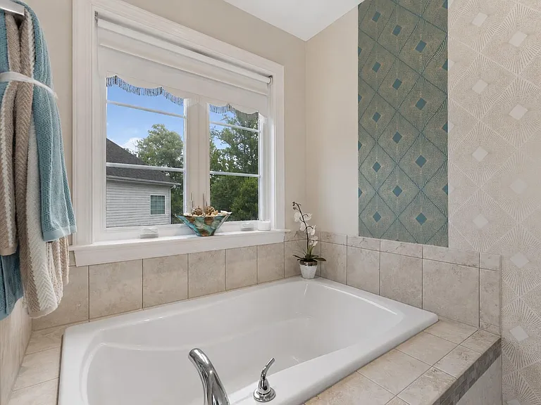 4900 Quixote Ct — Photo 14