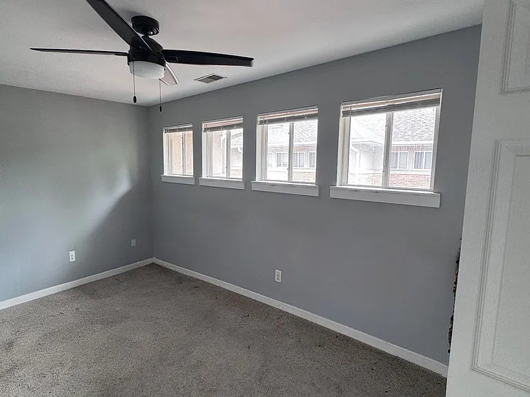 6127 S Woodlawn Ave #A — Photo 6