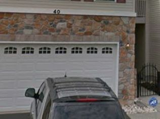 40 Sutton Ct, Pennington, NJ 08534