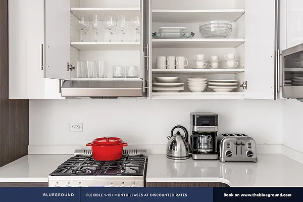 Rented by The Blueground | media 23