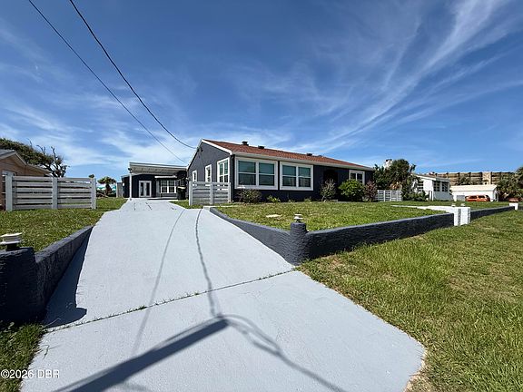 3rd image of 131 Minerva Rd