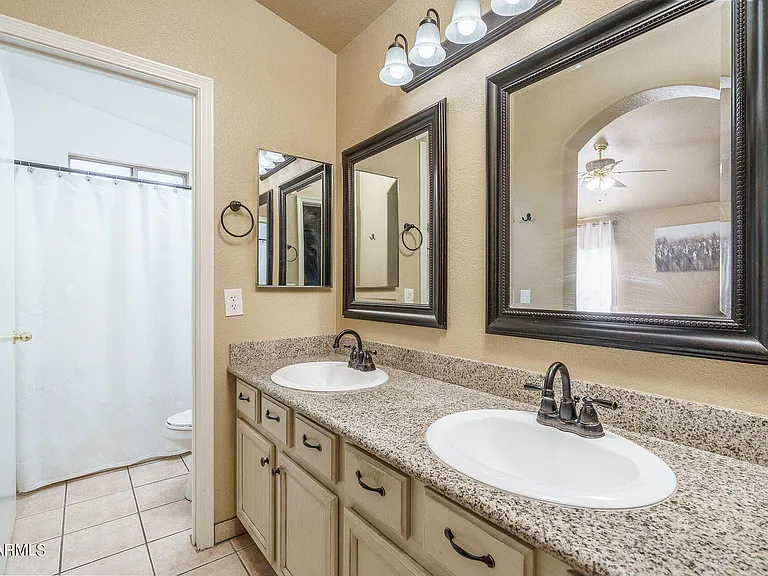 1315 W Escuda Rd — Photo 12