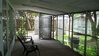 3rd image of 1606 Washington Ave
