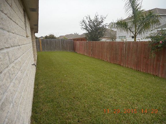 3rd image of 6814 Tenaza Dr