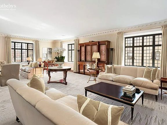 2nd image of 820 Park Ave