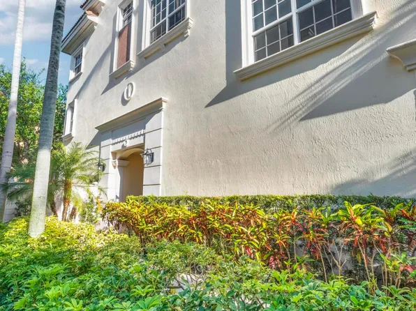 5600 NE Trieste Terrace, Boca Raton, FL 33487