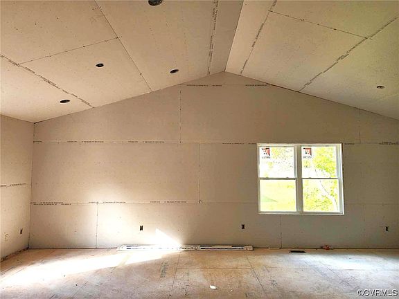 5th image of 5813 Hazel Ave