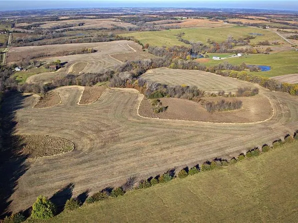 160 Th Rd, Grant City, MO 64456