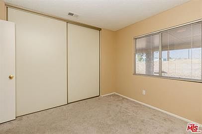5th image of 5522 N Crescent St