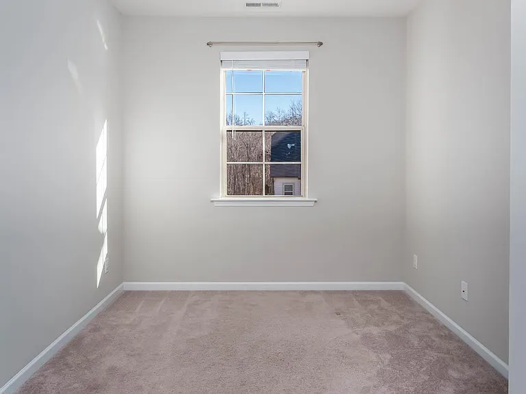 268 Rubrum Dr — Photo 11