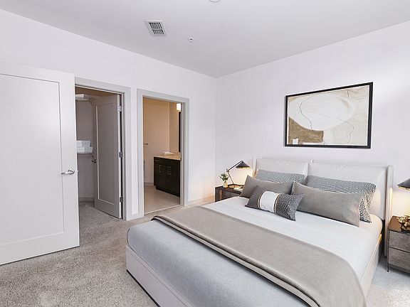 3rd image of 299 N Highland Ave NE Unit 2047