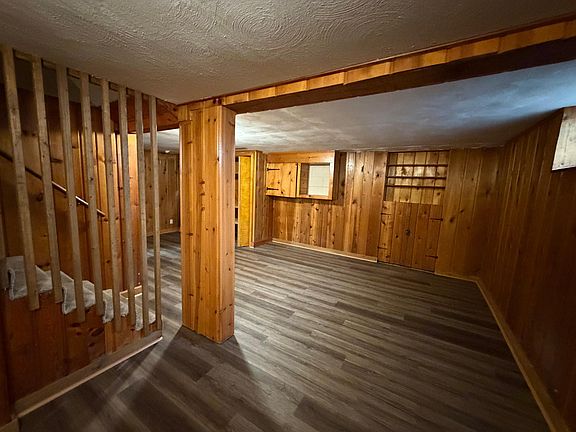 5th image of 9548 4th Ave S