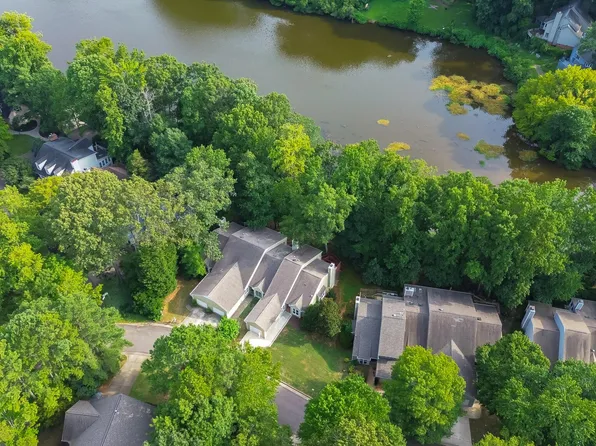 205 Chimney Rise Dr, Cary, NC 27511