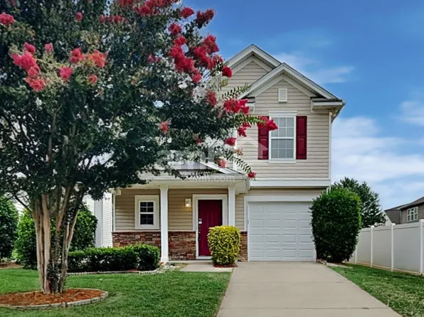 1053 Kings Mountain Ln, Gastonia, NC 28054