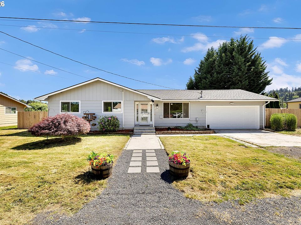 1st image of 204 Veys Ave