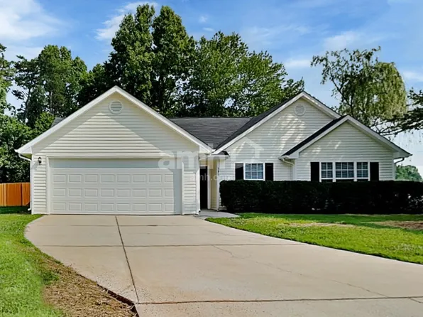 595 River Glen Ct, Greensboro, NC 27455