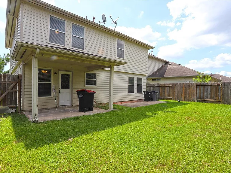 7518 Drifting Willow Ct — Photo 25