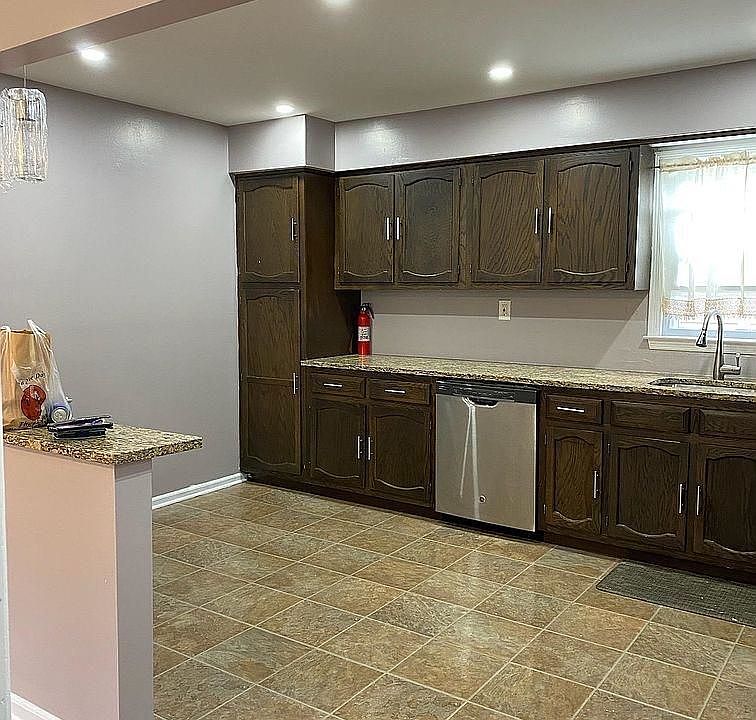 130 North St FLOOR 2, Bayonne, NJ 07002 Zillow