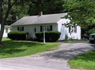 76 Coolidge Rd, Walpole, MA 02081