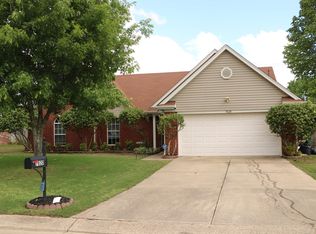 7820 Sarah Ann Dr S, Southaven, MS 38671