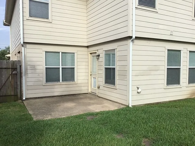 18018 Melissa Springs Dr — Photo 23