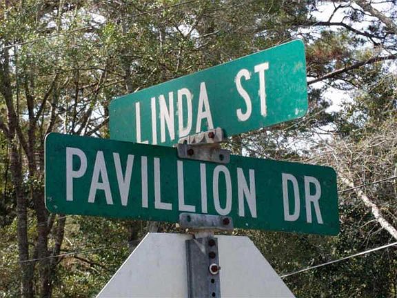 2nd image of 118 Pavillion Dr