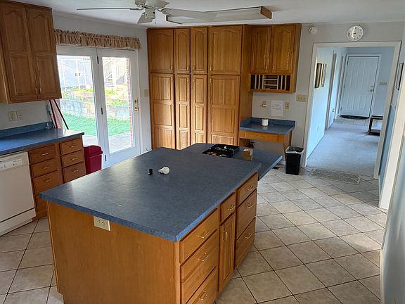 5th image of 2800 Coxe Rd