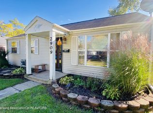 2909 Timber Dr, Lansing, MI 48917