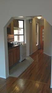2nd image of 115 Allen St APT 5