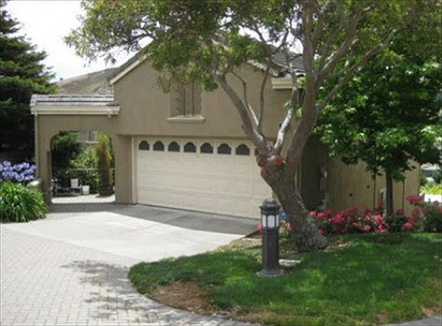 1st image of 13 Parkgrove Dr