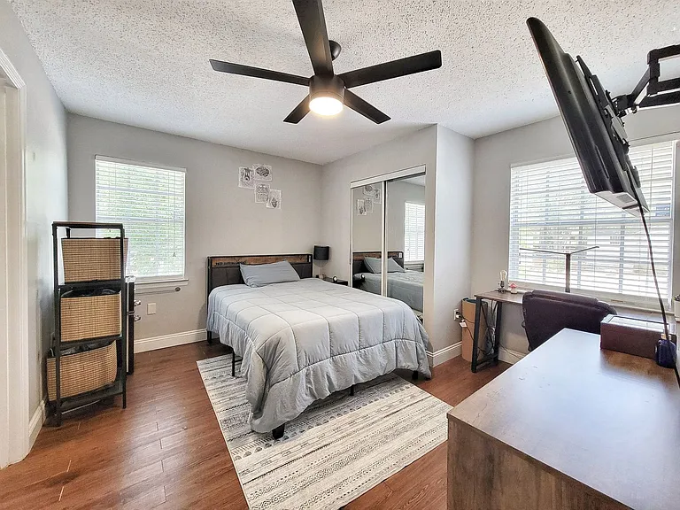3705 SW 27th St #527 — Photo 19