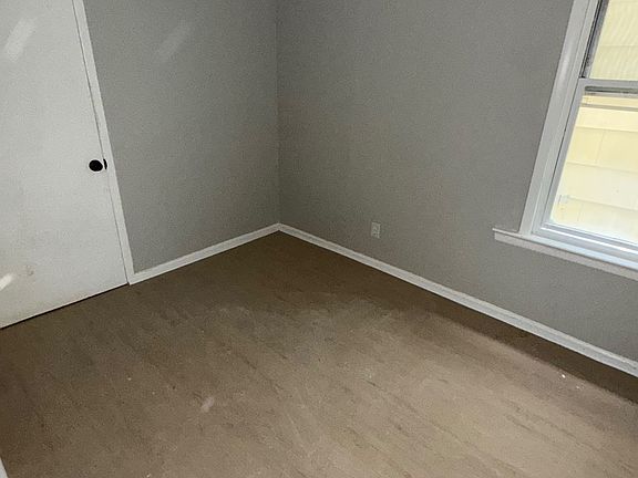 2nd image of 25 Rowland St #2A