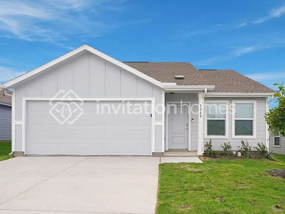 1248 Tufted Dr