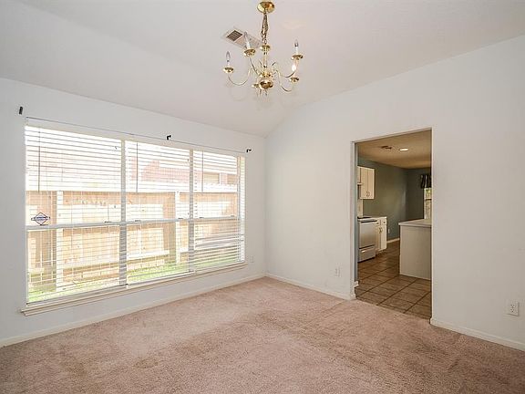5th image of 5410 Newbear Dr