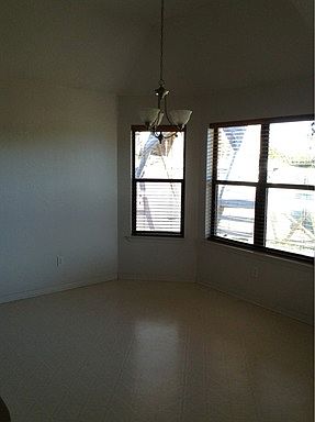 3rd image of 1105 Chablis Dr