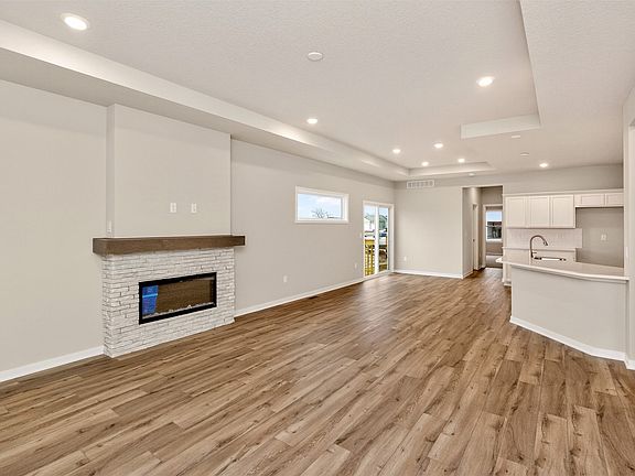 5th image of 9725 Regatta Ln