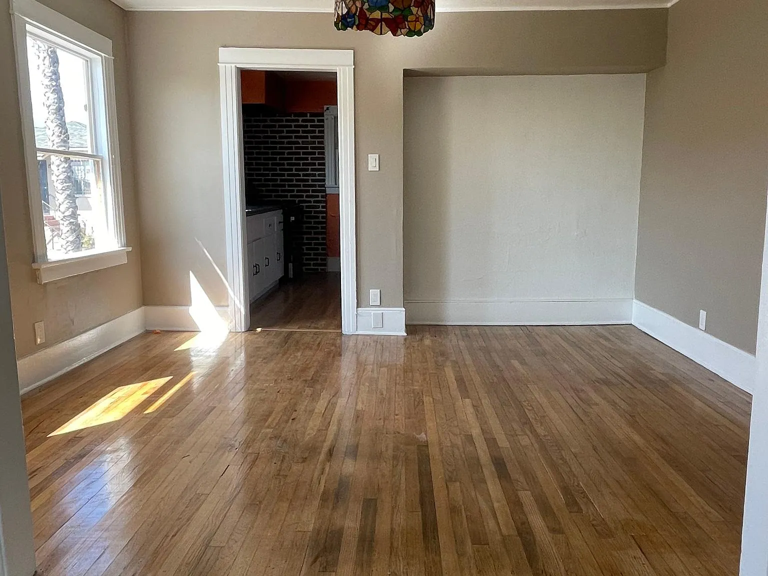 723 N. Normandie Ave. — Photo 2