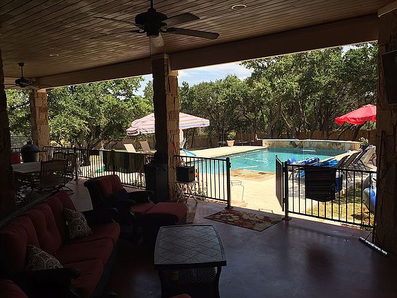 5th image of 205 Gabriel Woods Dr