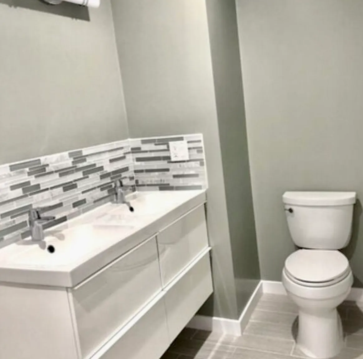 2 bed, 850 sqft, $2,990 — Photo 3